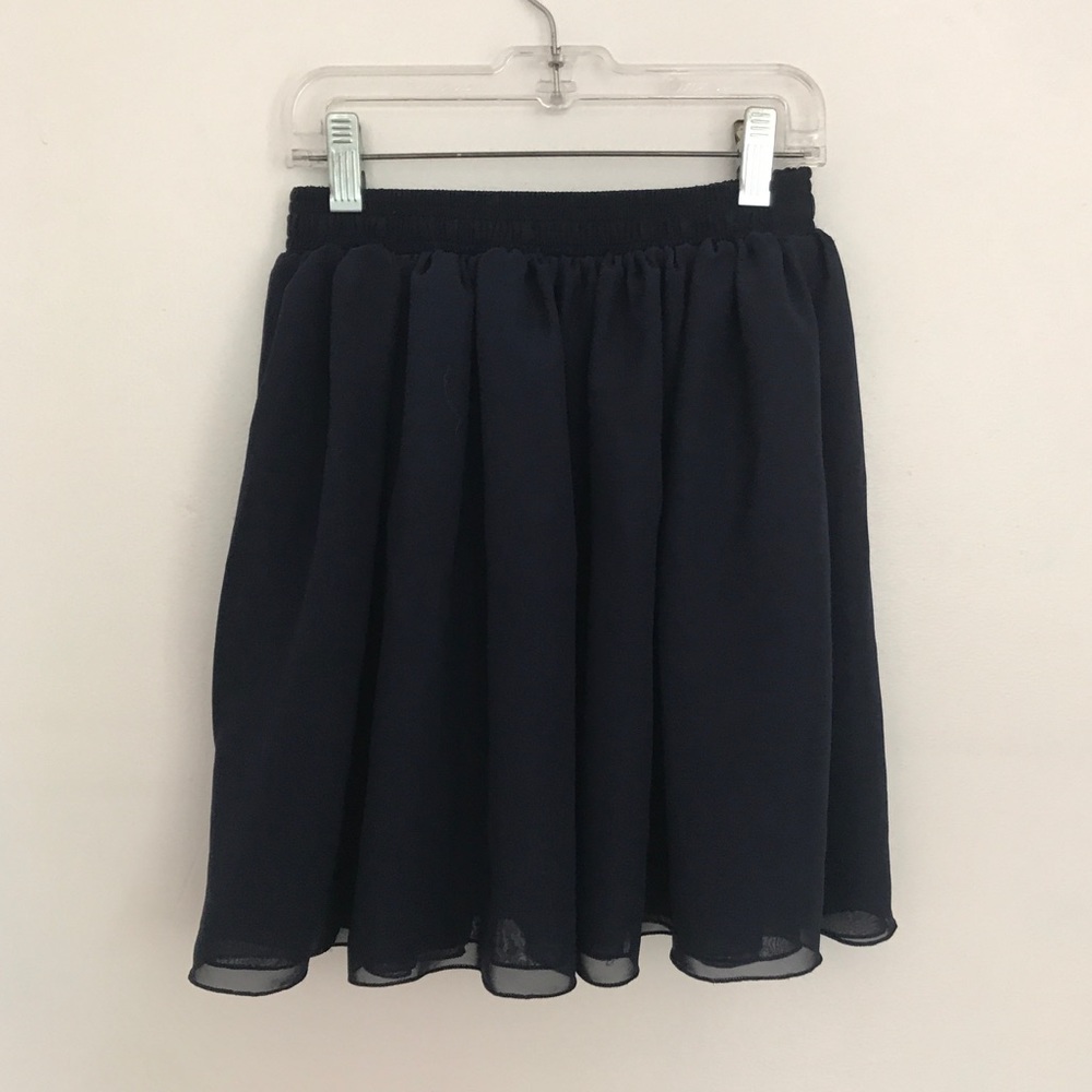 American Apparel Navy Chiffon Skirt!!